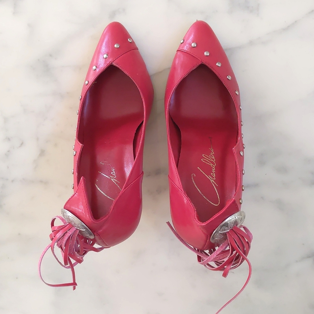 Woman's Leather shoes with decorations.
